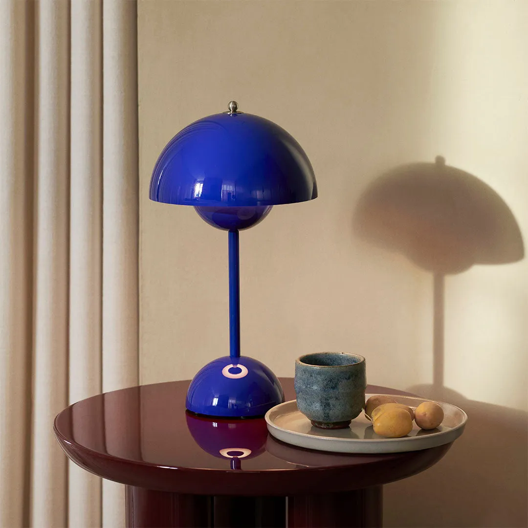 Flowerpot Portable Table Lamp VP9