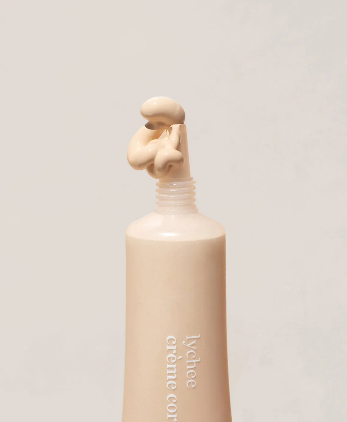 lychee crème corrector