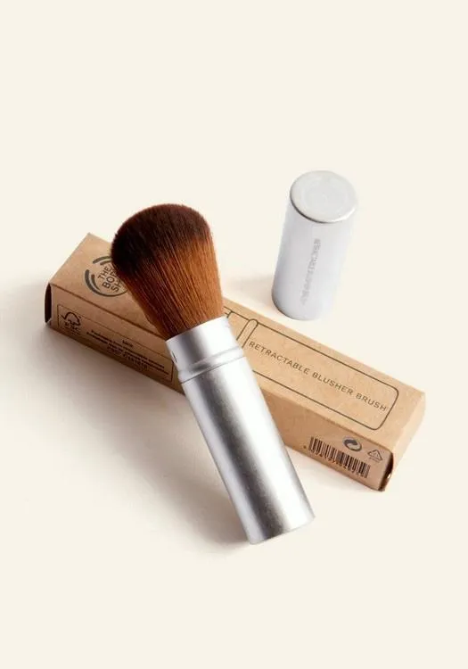 Retractable Blusher Brush